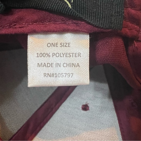 Jessica Simpson Women’s Burgundy Adjustable Strapback Baseball Cap Hat - Picture 7 of 7